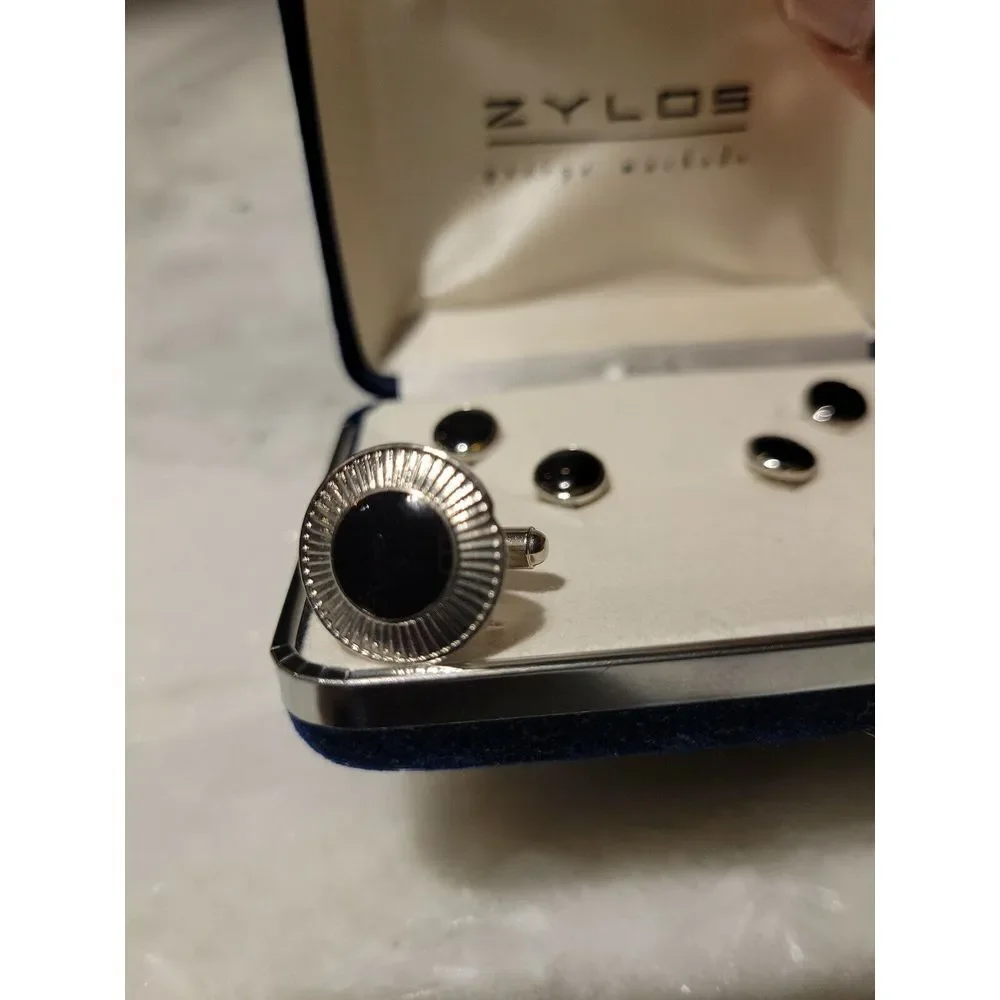 VINTAGE ZYLOS GEORGE‎ MACHADO SILVER TONE & ONYX CUFF LINKS SET